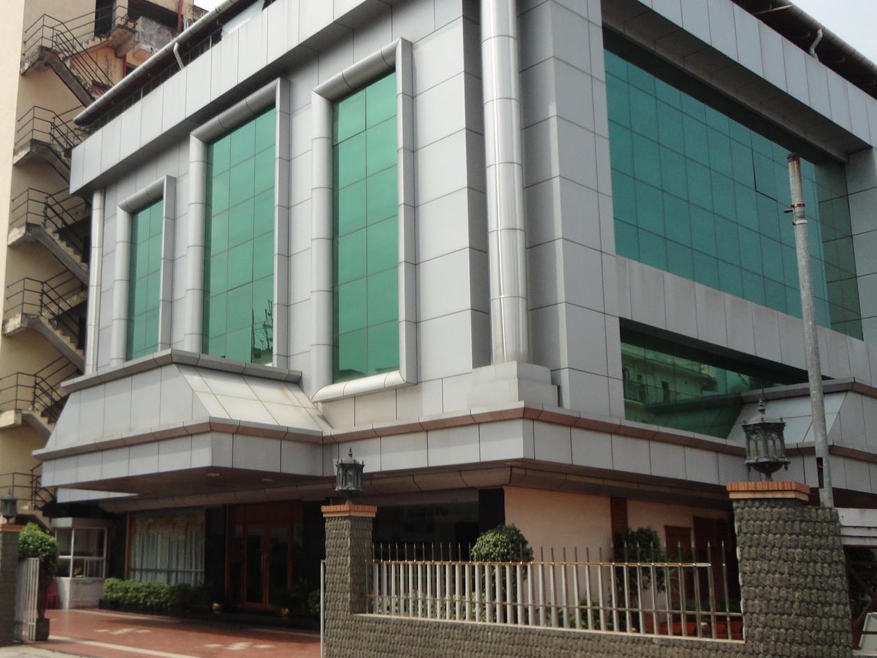 Hotel Grand Seasons Kochi Exteriér fotografie